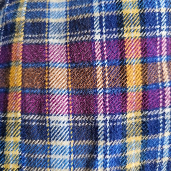 Patagonia Women's Ikat Purple Organic Cotton Long-Sleeved Fjord Flannel Shirt 8 - Picture 5 of 12
